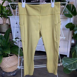 Fabletics Oasis High-Waisted Chartreuse Pocket Capri